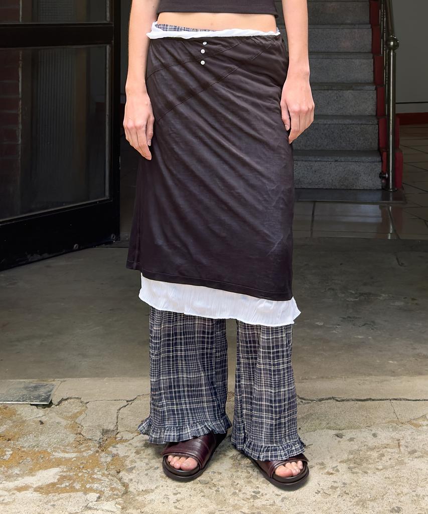 Daiaegeuneol Wrinkled Sheer Skirt (Black)