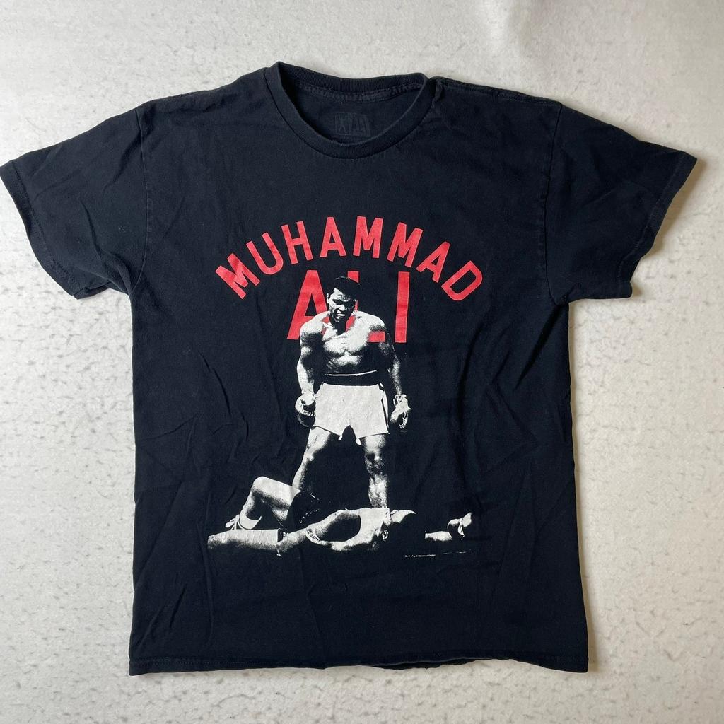 Muhammad Ali Graphic T-Shirt Mens Medium Black Boxing Sonny Liston Knockout Tee Unisex T-Shirt