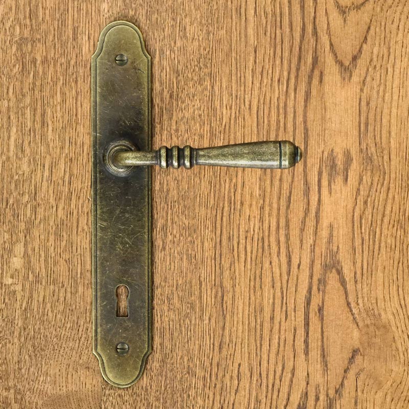 DEVON Door Handle with Key Plate 90mm ANTIQUE GOLD
