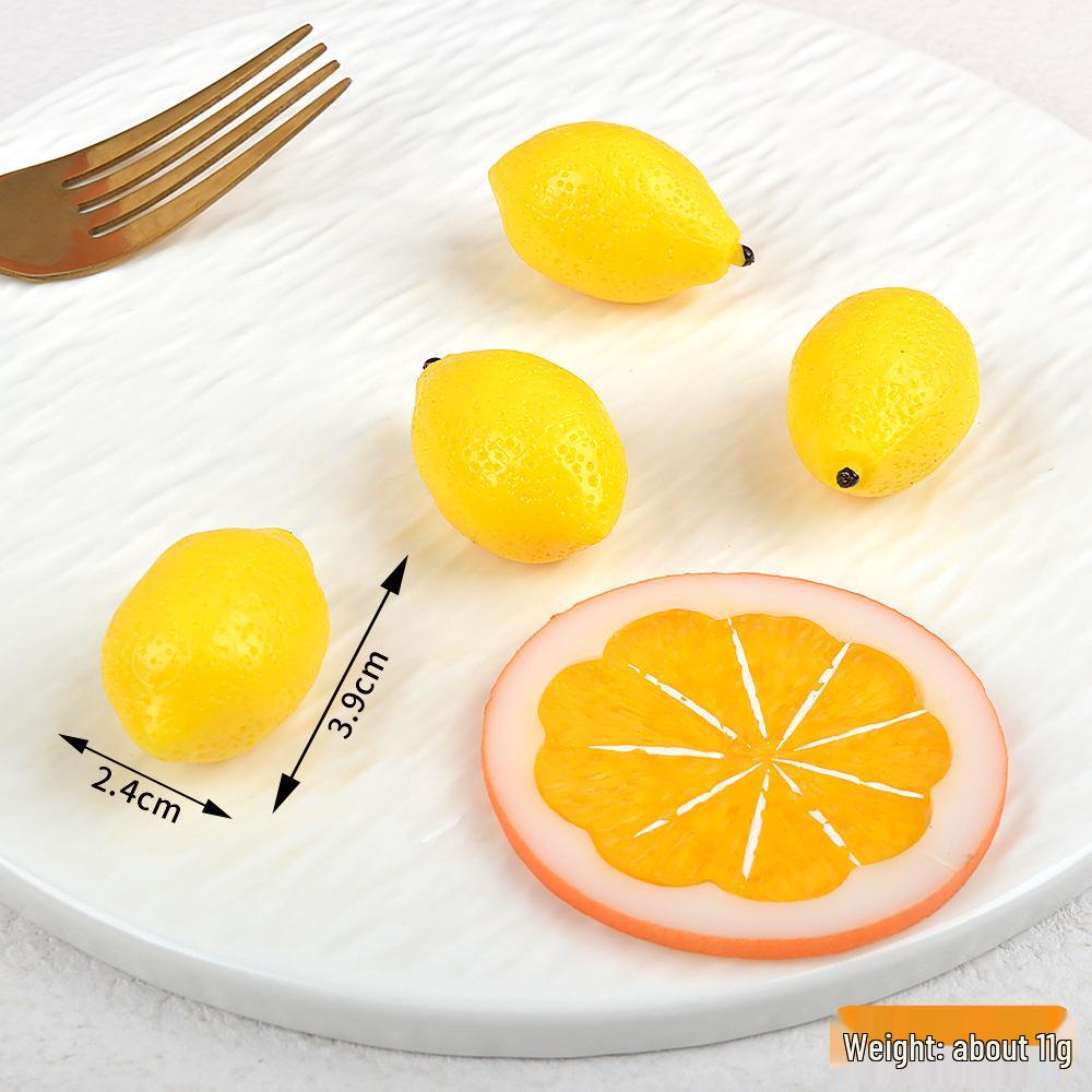 Simulation Mini Fruit Keychain: High-Quality PVC Fake Strawberries and Cherries