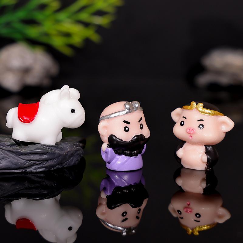 Micro-landscape Journey To The West, Cute Resin Doll, Cartoon Sun Wukong Car Model Decorative Item