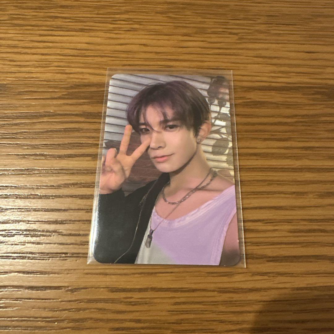 

[USED] ENHYPEN Heeseung Orange Blood GS25 Bonus