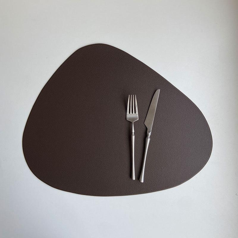 Pebble Faux Leather Triangle Placemat - Waterproof, Oil-proof, Heat Insulation, Christmas Decorative Mat