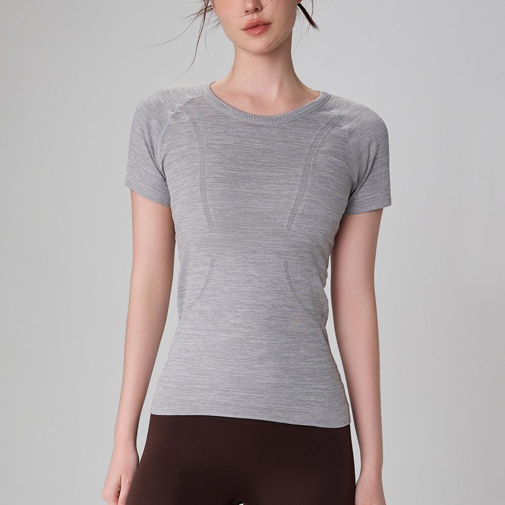 Women's Bare-Feel Yoga Top: Round Neck, Short Sleeve, Stretchy, Breathable, Seamless, Slim Fit for Pilates and Running.