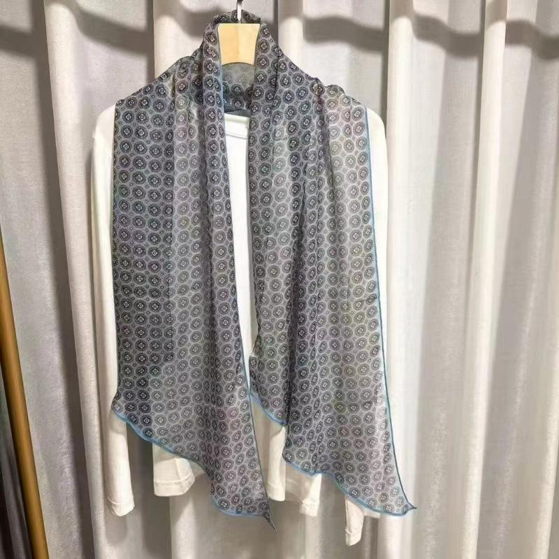 Retro polka dot thin silk silk scarf women's new high-end green neck scarf headband decorative belt