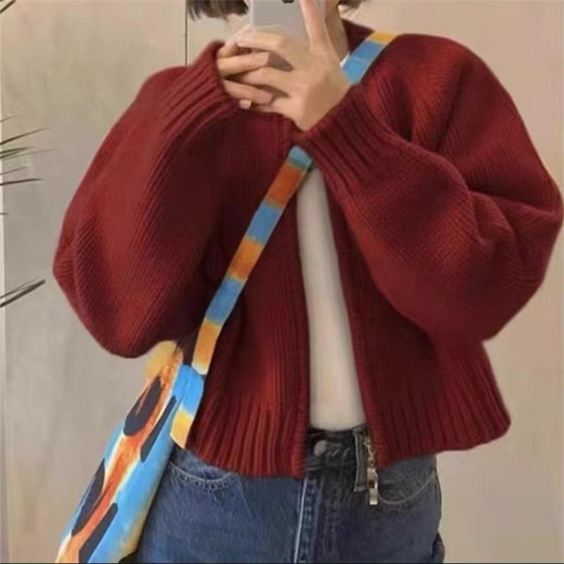 VEZFAA Women's Fashion Casual Fall Winter Solid Color Print Long Sleeve O-Neck Sweaters