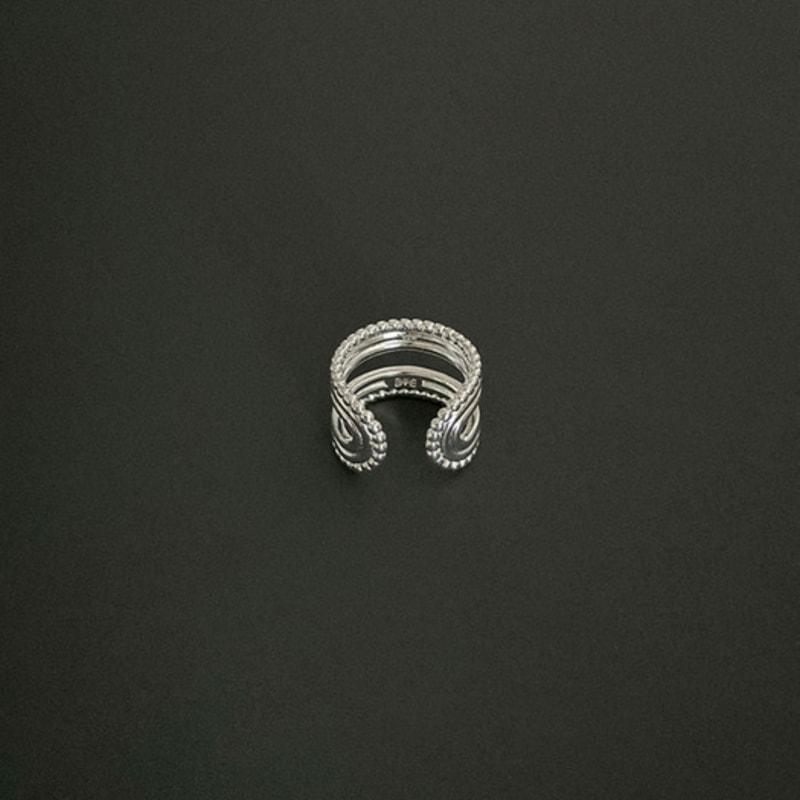 BORNETE COLLECTION_HER GAZE_Harp ring