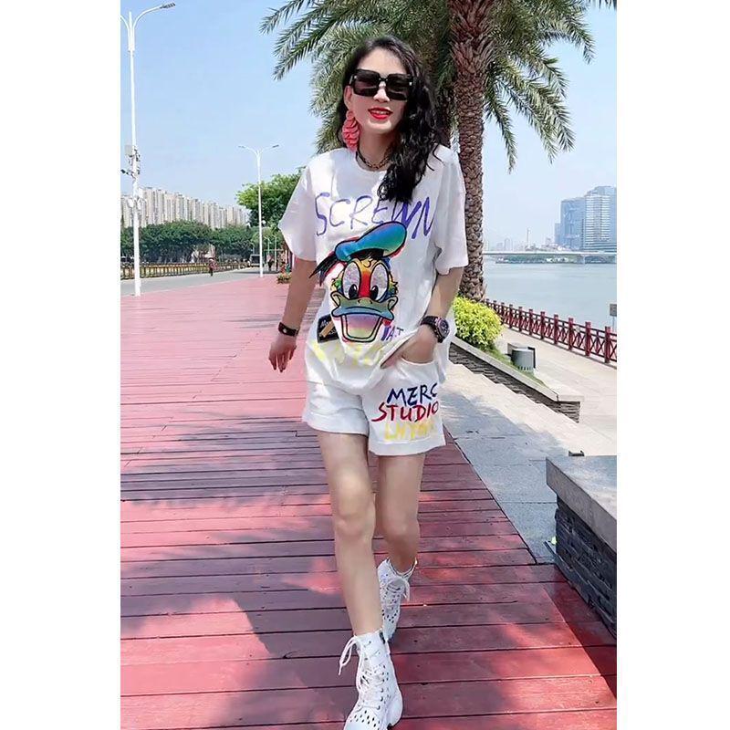 

2026 Korean Style Women s Plus Size Casual Shorts and Top Set - Trendy Cartoon Slimming Two-Piece for Summer L [101-115 jin]