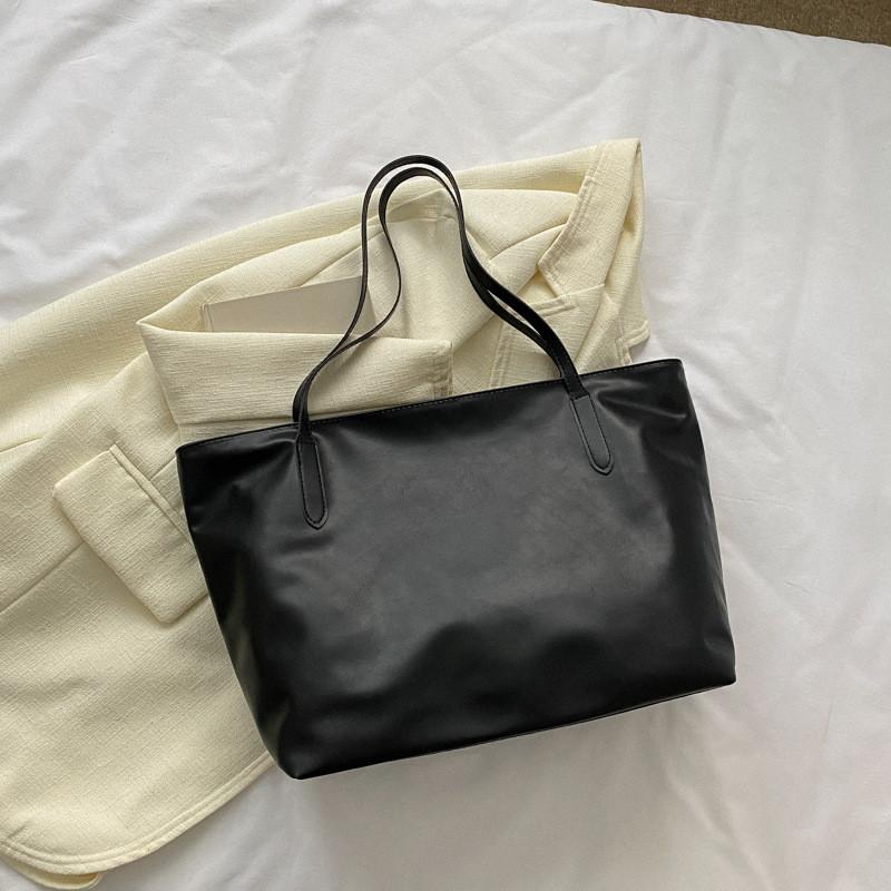 Fashionable Large Pu Tote Bag For Women With Stylish Versatile Design And Spacious Capacity