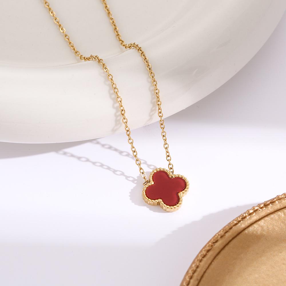 Elegant Gold-Plated Chinese-Style Four-Leaf Clover Necklace with Imitation Hetian Jade Pendant for Women
