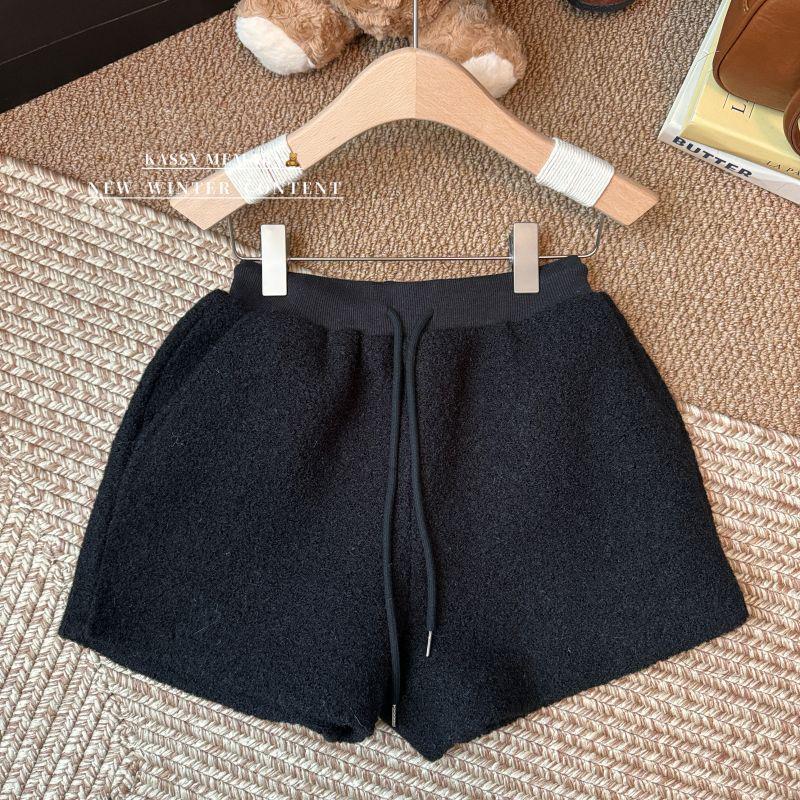 2025 A/W Korean Style Lambswool High-Waist Slimming Wide-Leg Shorts for Women Large