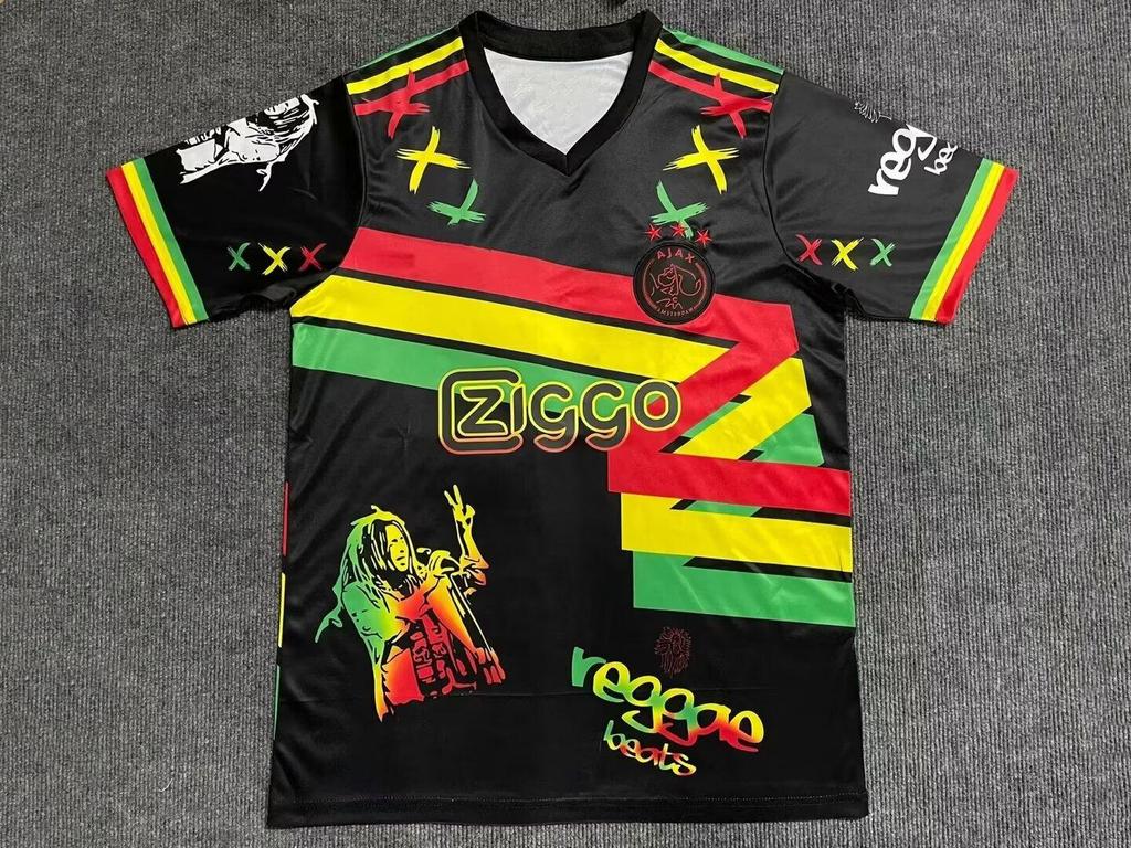 Ajax Seizoen 2025/26 Bal - Henderson, Brobbey, Bergwijn, Zierkzee, Alvarez (Thaise Versie)