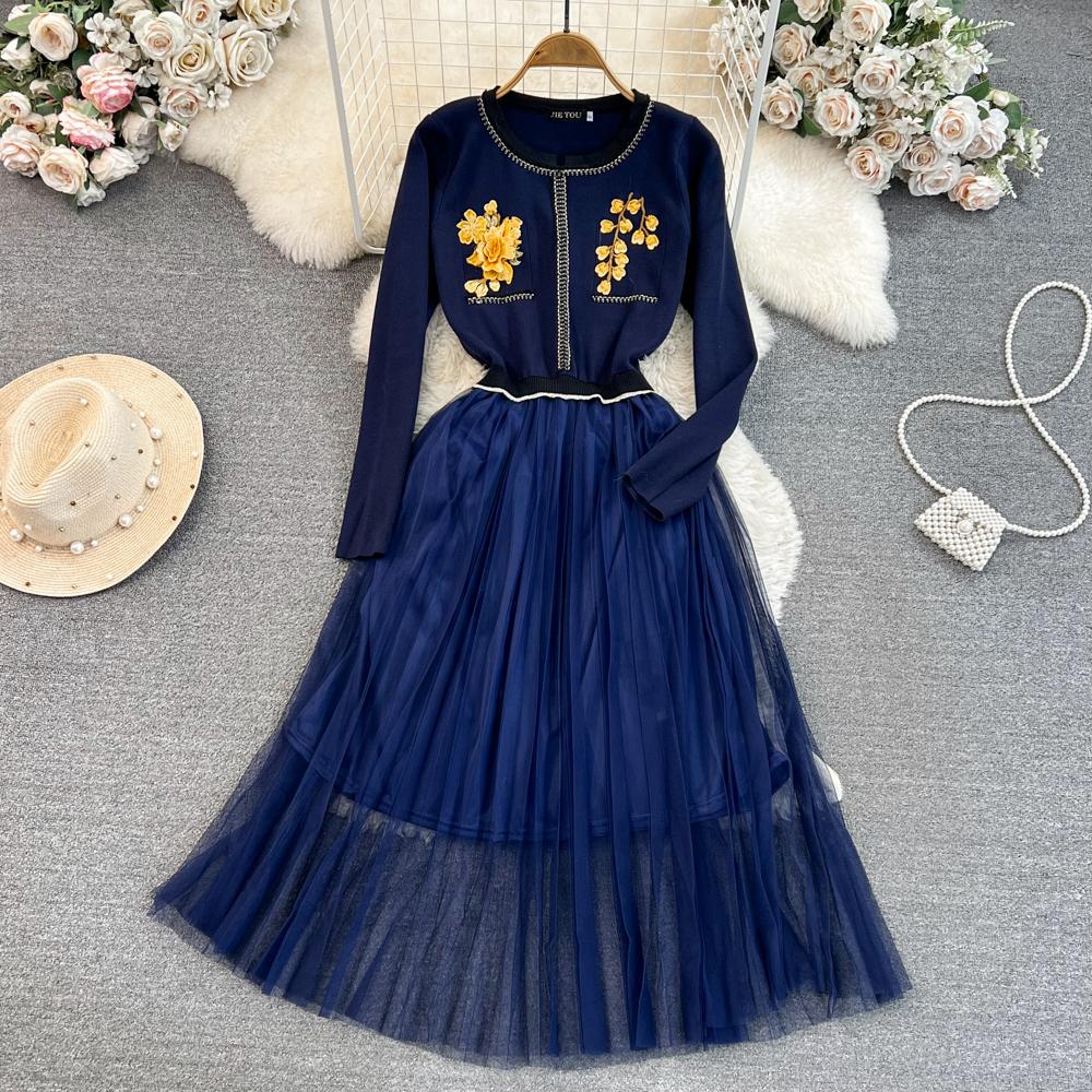 Høst Vinterklær Temperament Langermet Broderi Blomsterstrikket Mellomlang Kjole Uformell Spleising Mesh One Piece Dress