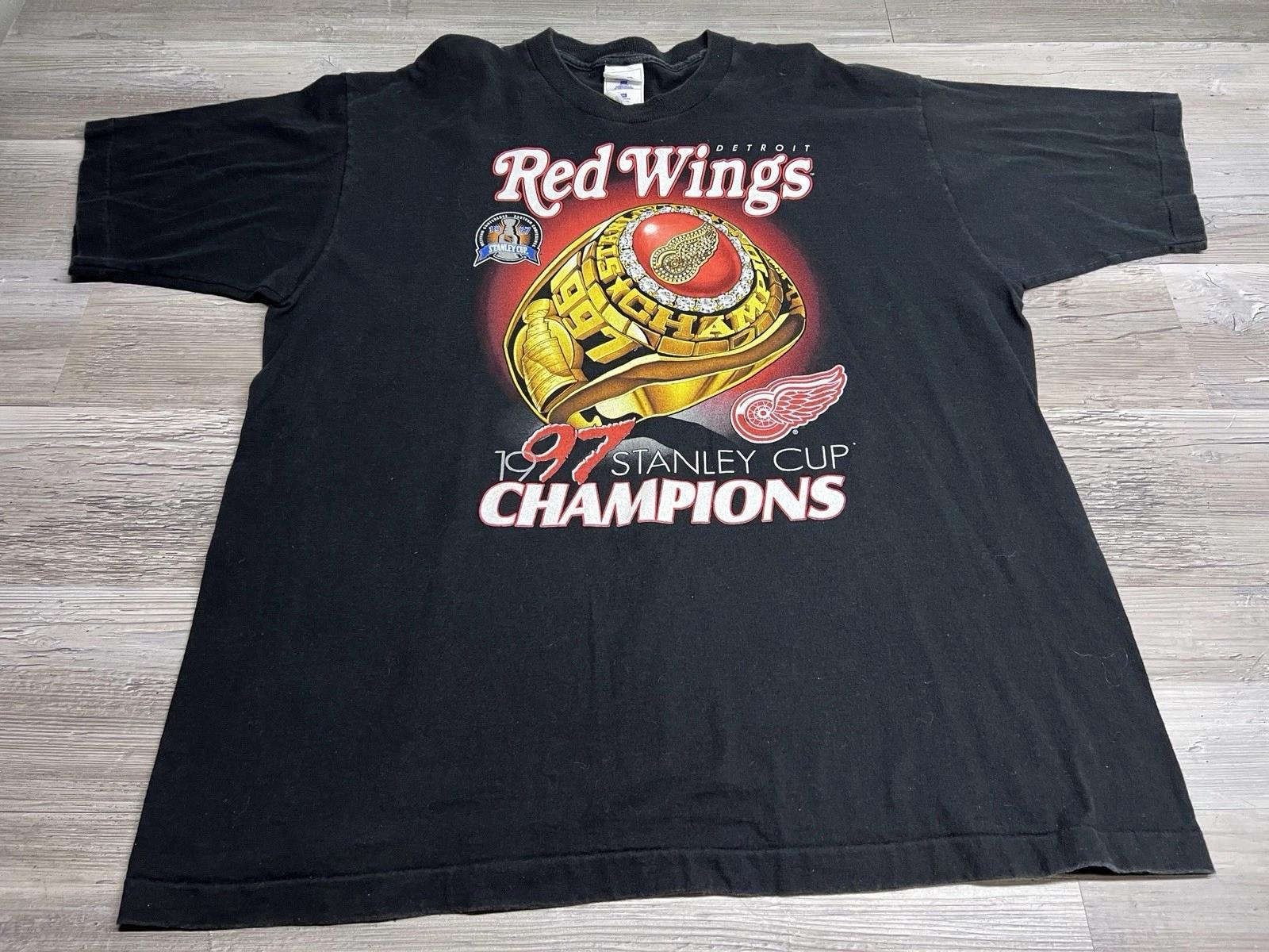 

Vintage 1997 Detroit Red Wings Stanley Cup Champions Shirt 2XL Black Pro Player 2XL