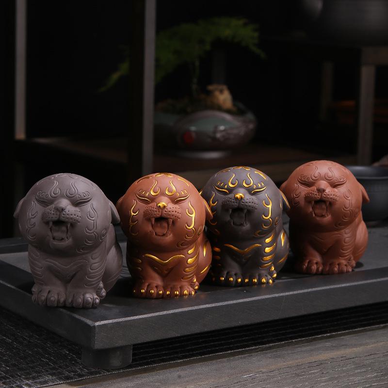 Gold-Inlaid Purple Clay Tiger Tea Pet Ornament
