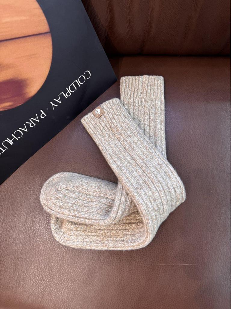 2025 Autumn/Winter Wool Blend Mid-Calf Socks - Nordic & Korean Style, Fair Isle Pattern, Warm.