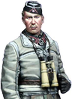 Alpine Miniatures 1/35 German Tank Officer Winter Uniform Resin Kit AM35036 (Person)