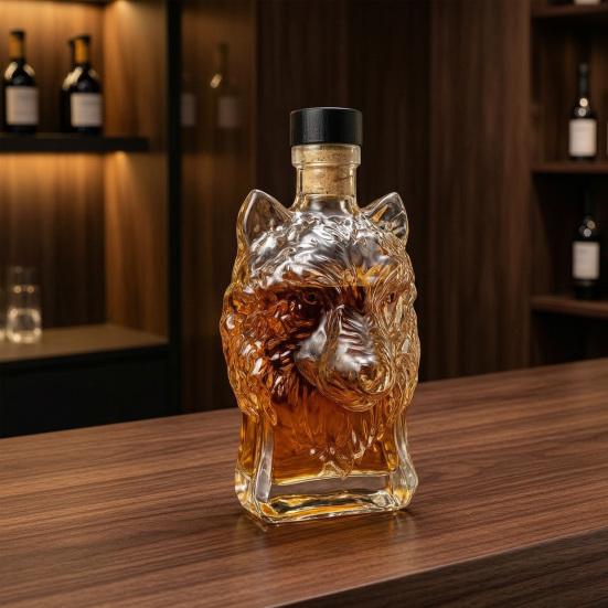 Wolfskopf Whiskey-Karaffe, 3D-Glas-Wolf-Spirituosenflasche mit Stopfen, Handgeblasener Tier-Weinspender für die Hausbar, Geschenkbox