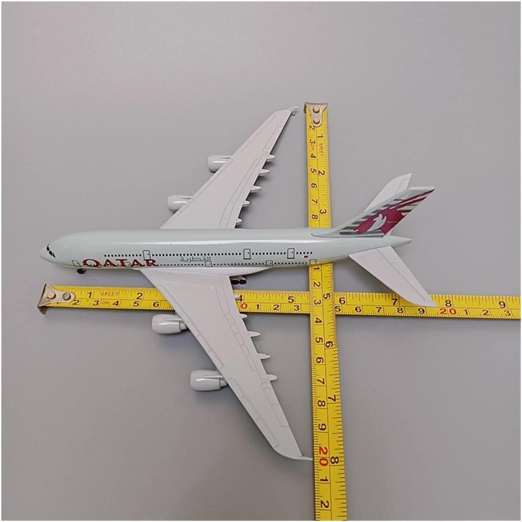 Model Aircraft 20cm Model Airplane Fit for Air Qatar A380 Airbus 380 Metal Alloy Airplane Model with Landing Gear Wheels Airplan