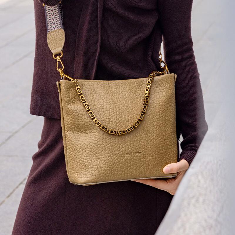 Leqisewen Women's Leather Tote Bag