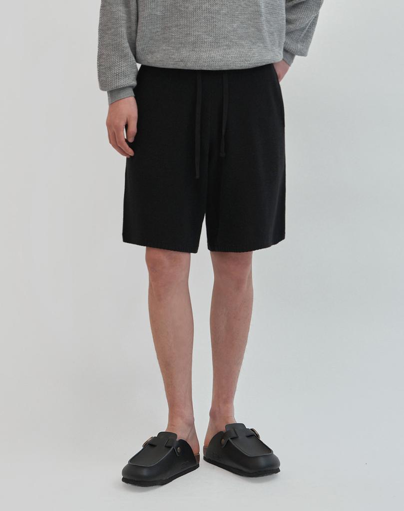 WORK ON BODY OFF Cool Bamboo Semi-Wide Knit Shorts [Black]