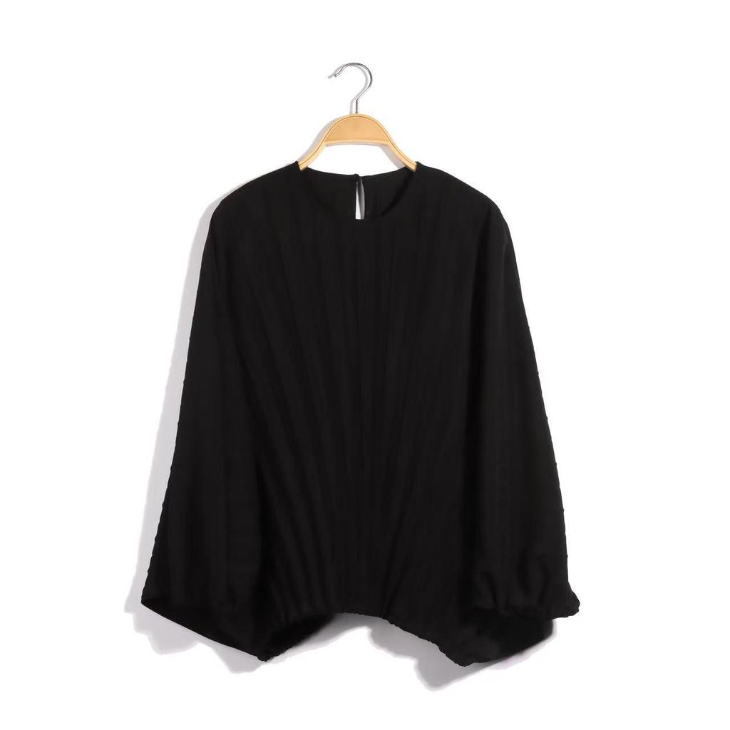 High-End 2026 Pleated Plus Size Loose Shirt - Versatile for Autumn and Spring Lazy Casual Style