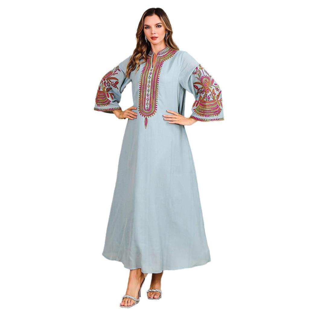 In Stock Middle Eastern Embroidered Long Robe - Women's Dubai Turkish Abaya Evening Dress