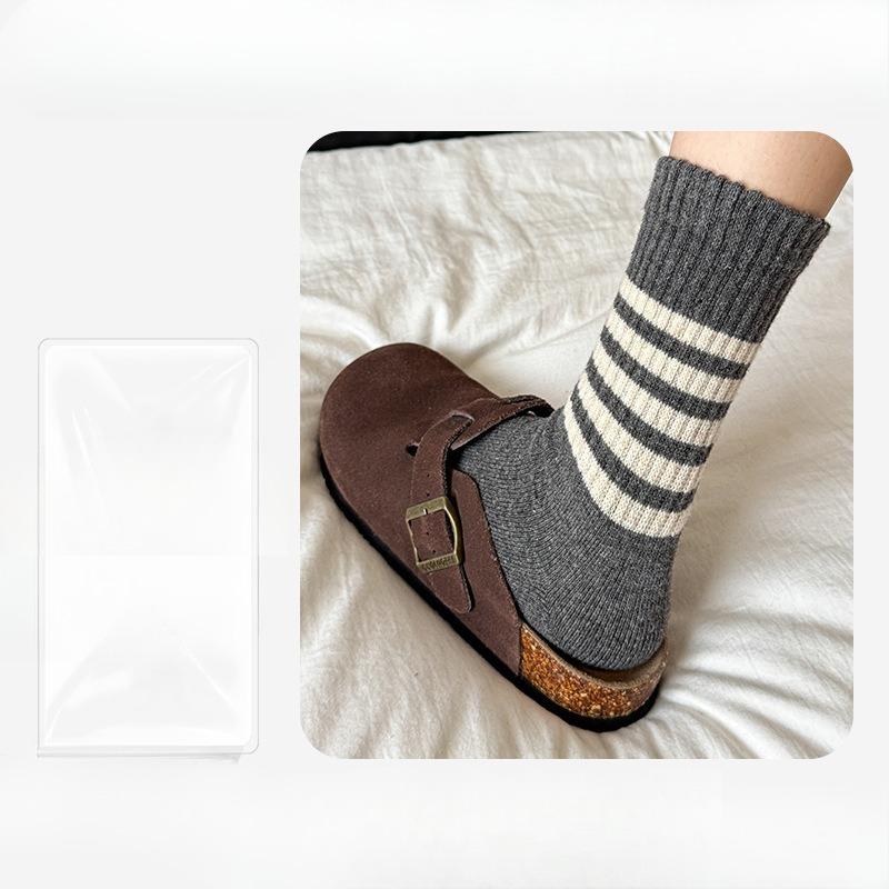 

Женские осенне-зимние утолщенные теплые классические полосатые шерстяные носки средней длины 1 pair серый