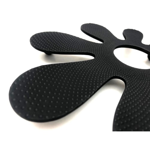 Ichiudo Nambu Ironware Teapot Mat, Cactus Design, Black