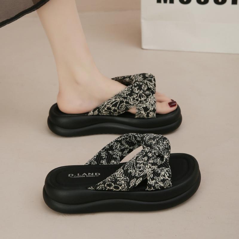 National Style Cool Slippers Female Summer Wear 2025 New Fairy Style with Skirt Thick-soled Roman Sandals Fashion One-word Drag