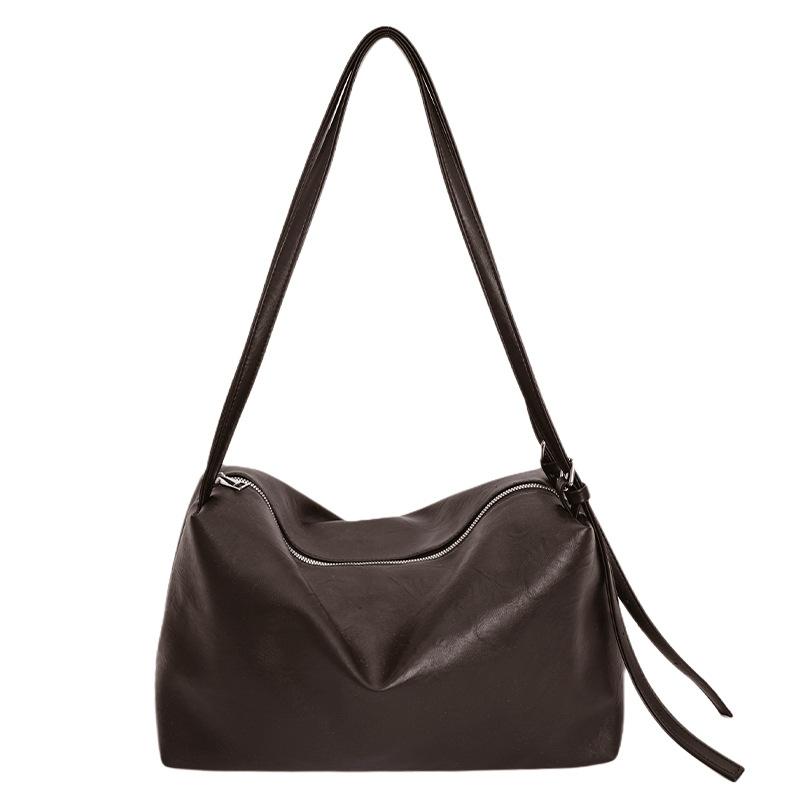 

Korean version of simple temperament, foreign style, underarm bag women s 2025 autumn new high-value fashion casual shoulder bag