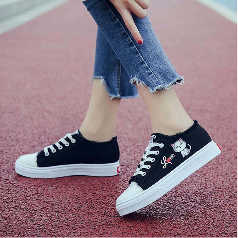 Women's Spring and Summer Canvas Shoes, Female Students' Casual Shoes, Flat Bottom Shoes, Breathable White Shoes