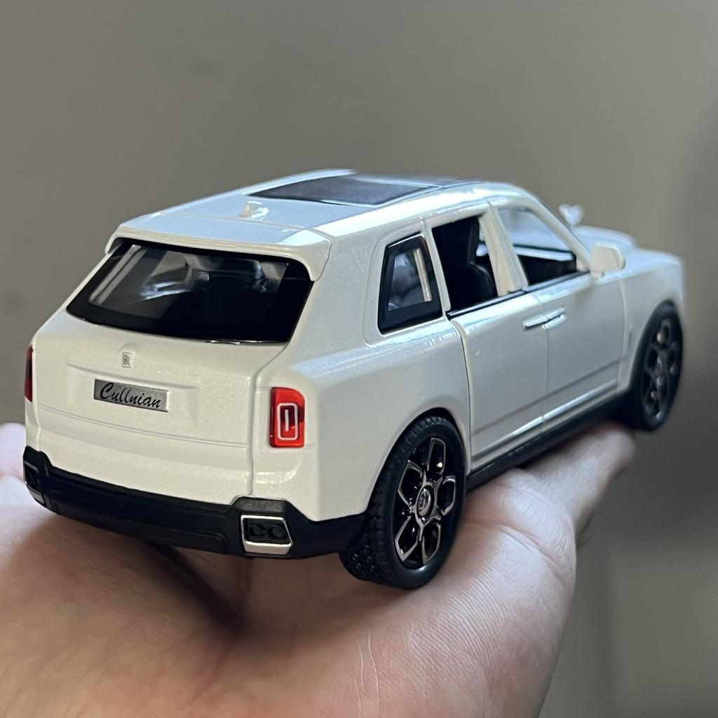 1:32 Rolls Royce Cullinan Luxury SUV Alloy Simulation Car Model Diecast & Toy Vehicles And Collectibles Cars Decoration Toy Boys