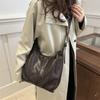 Fashionable Minimalist Shoulder Tote Bag Stylish Large Capacity Handbag In Black Brown And Coffee For Everyday Use