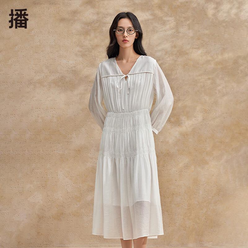 

Broadcast Women s Pleated V-Neck Long-Sleeve A-Line Midi Dress M