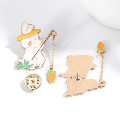 1/2pcsCartoon Cute Bunny Radish Brooch Pencil Case Pendant Buckle Pin Bag Bag Decoration Accessories Badge Men and Women