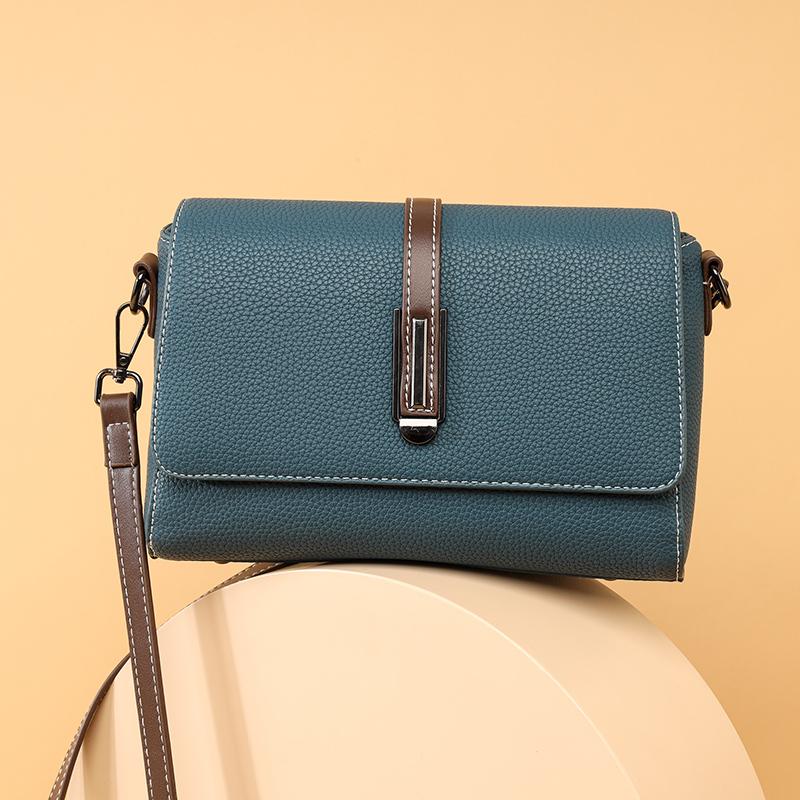 Malá crossbody kabelka vak Hlavní 100% pravá kůže Dámská taška přes rameno Jednobarevná Clutch Dámské tašky pro rok 2023