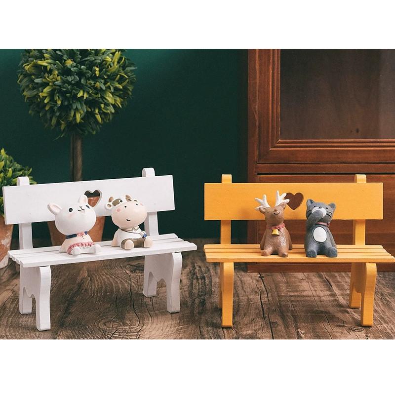 Mini Wooden Chair Decorative Display Prop For Photography Studio Scenes