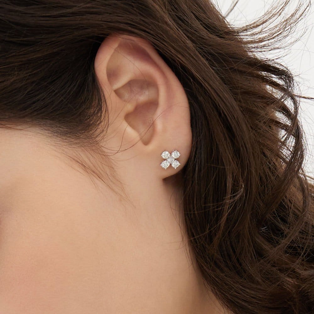 

Essence Silver (W) Moissanite Bain Earrings Hl4E54408W9Xxx