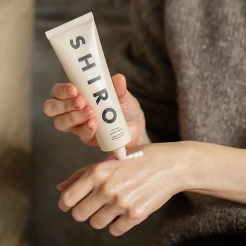 SHIRO PERFUME FREESIA MIST Hand Serum 90g