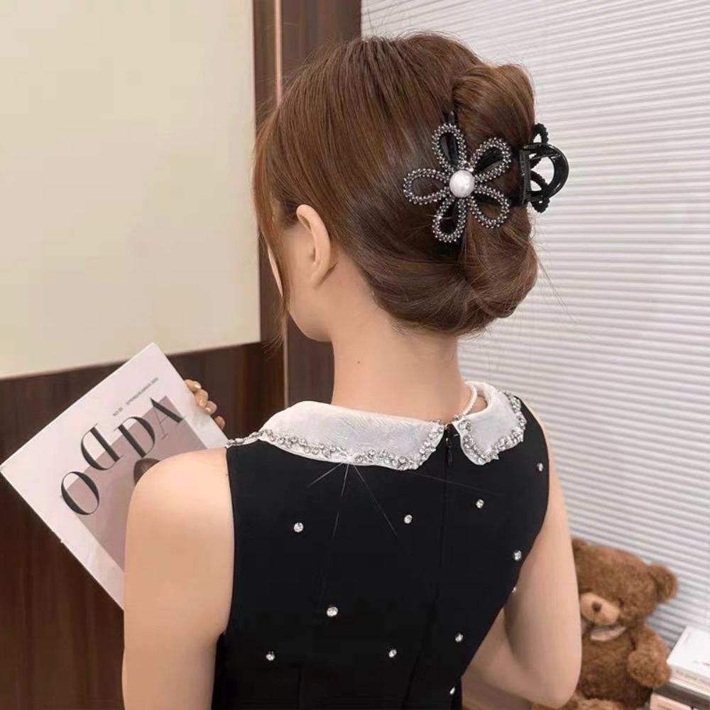 Koreansk Stil Blomma Pärlor Hajklämma Glänsande Hårklo Strass Hajklämma Kvinna