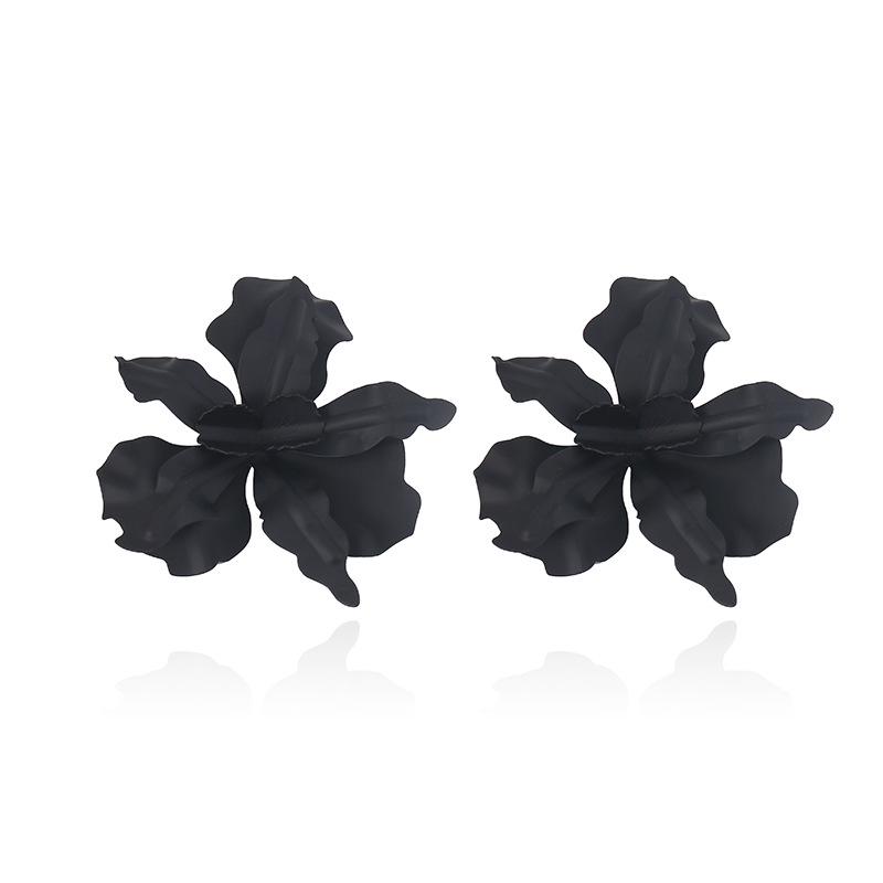 European and American Fashion 3D Flower Design Earrings - Colorful Baked Paint Petal Accessory for Women