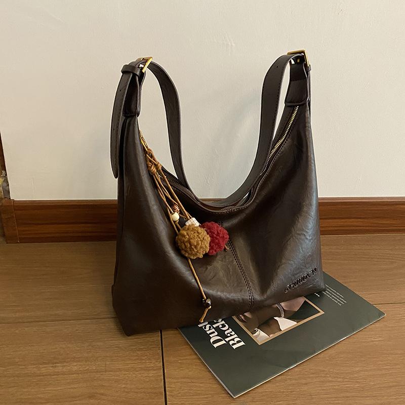 Retro Tote Bag Women's Autumn New Fashion Simple Large Capacity Underarm Dumpling Bag Shoulder Messenger Bag