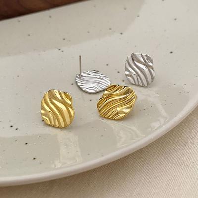 French Retro Niche Design High-end Water Ripples Irregular Round Earrings for Women