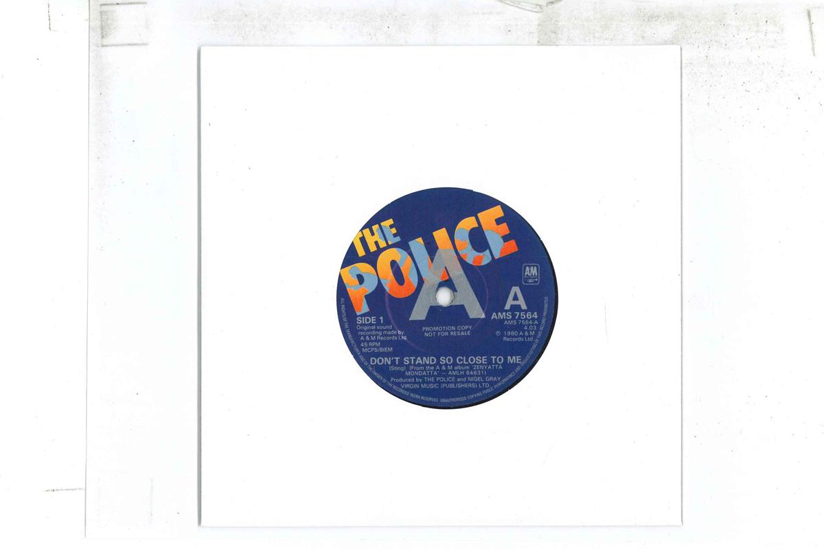 

7inch Record POLICE - Don t Stand So Close To Me / Friend AMS7564PROMO A&M 1980 UK Rock Used