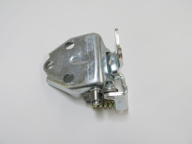 

For Mitsubishi Canter Fe515 1998-2006, front door lower hinge, left, OEM MC145725