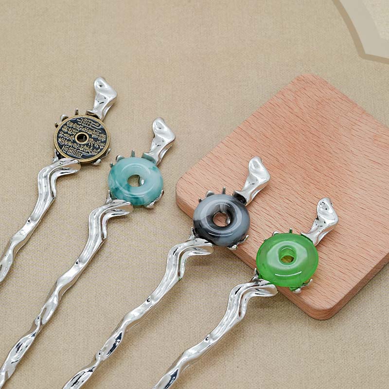 Metalowe zapinki bezpieczeństwa w stylu chińskim patyczki do włosów dla kobiet vintage kolor srebrny Hanfu patyczki do włosów ozdoby do włosów