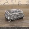 Elegante Metallschmuckschatulle Tragfähige Struktur Anlaufgeschützter Behälter