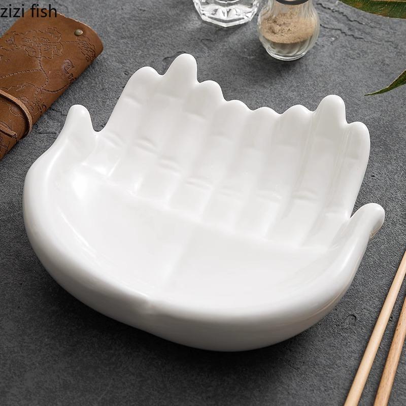 Creative Double-layer Buddha Hand Shape Ceramic Insulation Plate Dessert Dish Snack Plate Molecular Cuisine Specialty Tableware