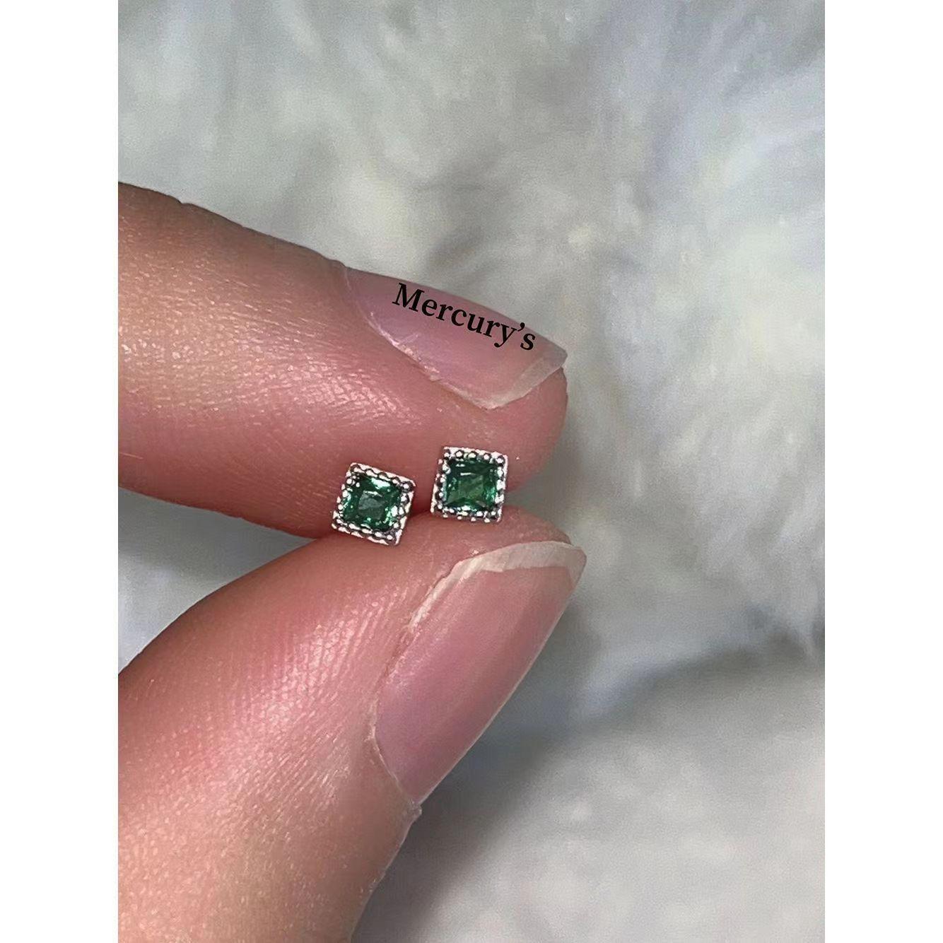 

ins versatile design sense small square earbone nails daily stacking mini earrings screw earrings